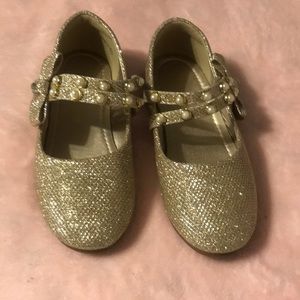 Beautiful gold glitter ballerina flats with double bow Mary Jane